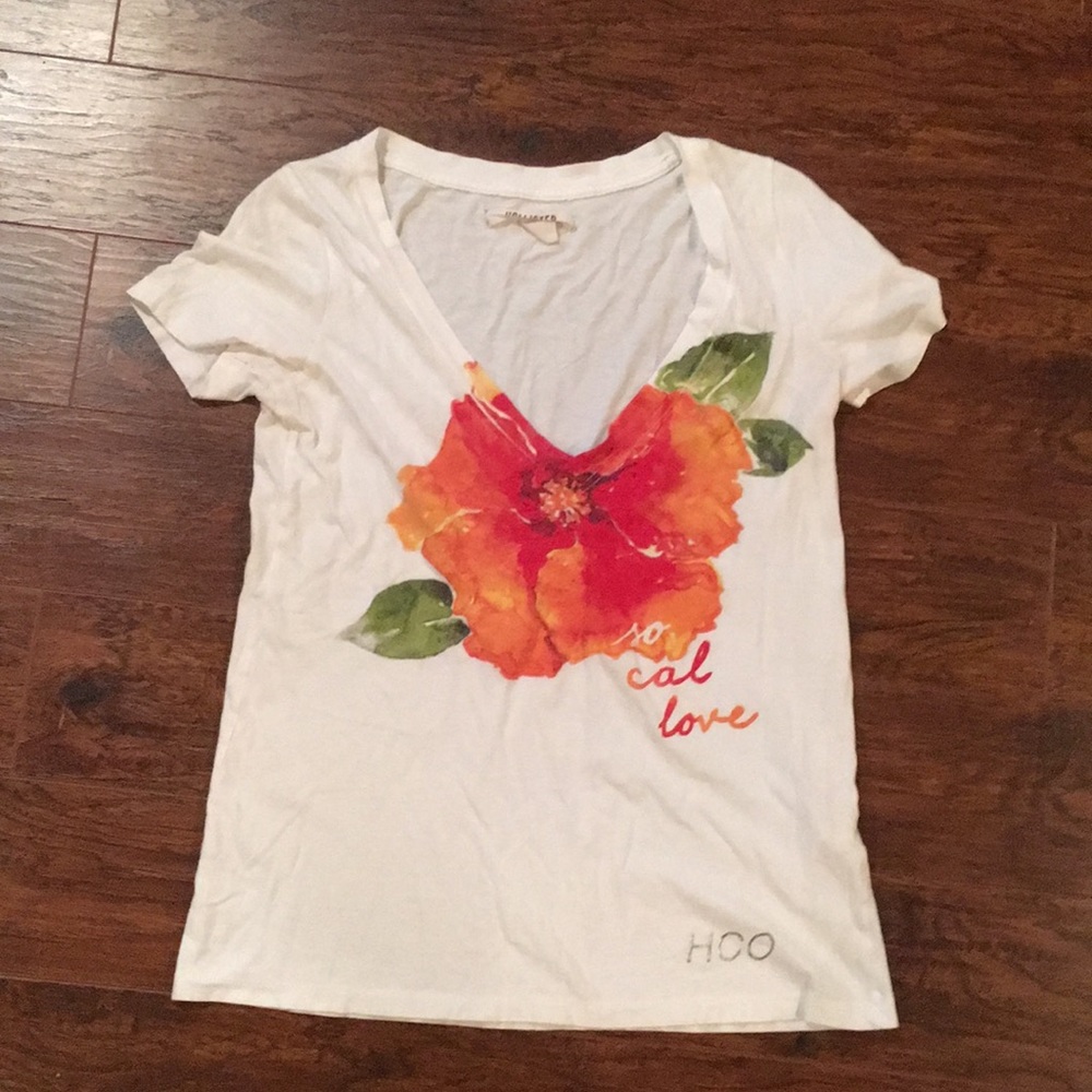 Hollister slouchy tshirt